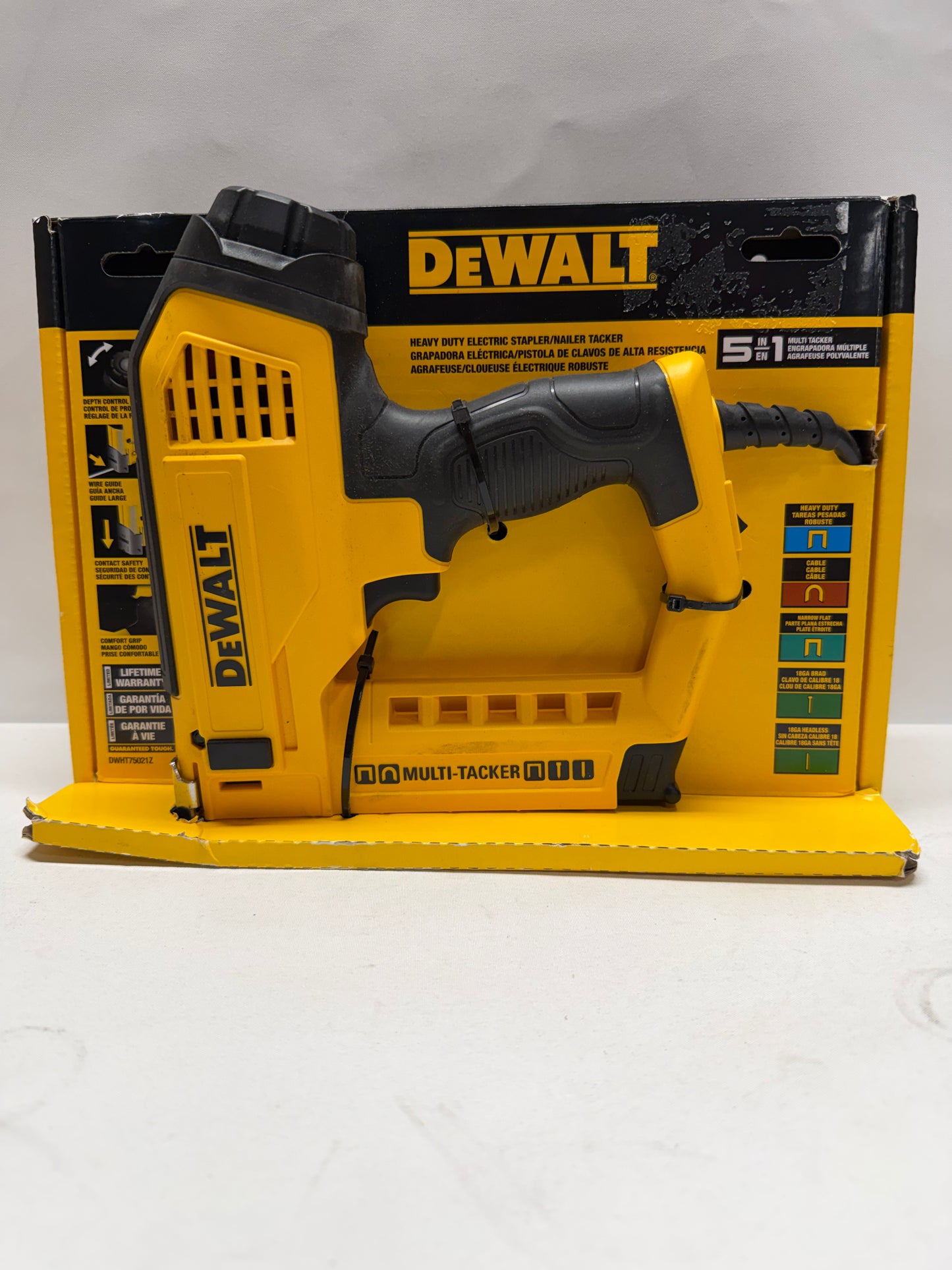 DeWalt Heavy Duty Electric Stapler/Nail Tacker (DWHT75021)
